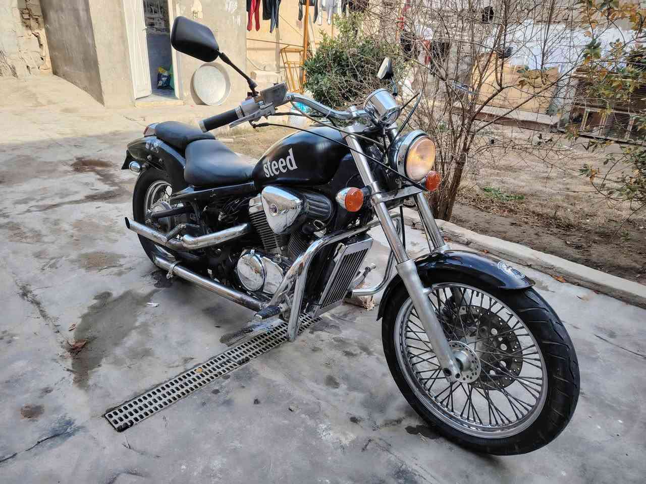 السلام عليكم
هوندا ستد ٤٠٠ للبيع كفالة كير ومحرك 
بيها كم نقص خارجي السعر ١١٠٠ قفل رجاء مو شراي لا تشلع كلبي.. مكانها كربلاء 
*********** واتس
