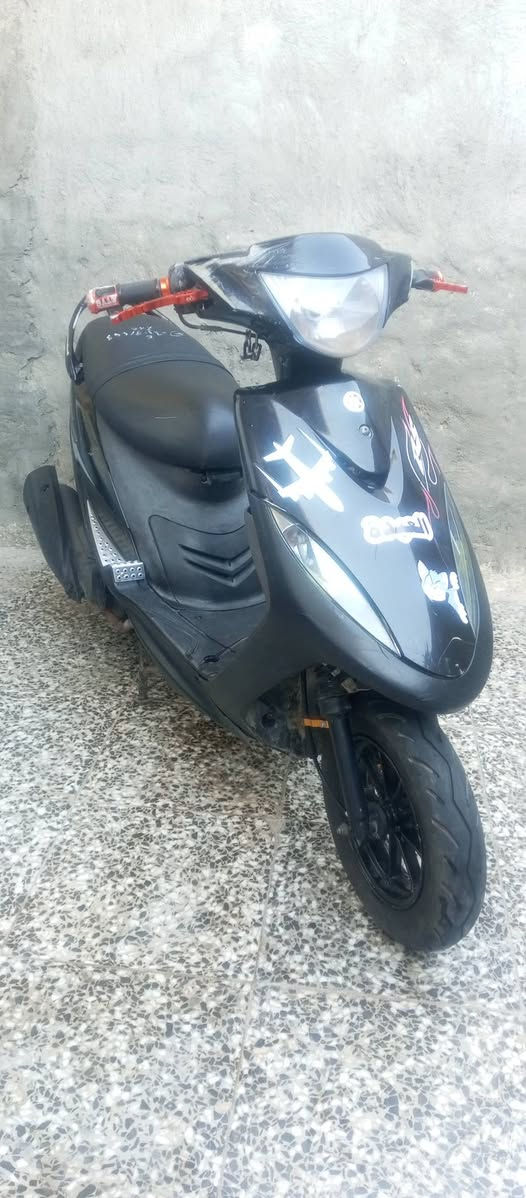 دراجه عدله برغي ما مفتوح بمكينتهه
دراجه شلعـه ومعدل تخبل ما مزود شي بيهه بلادي  رايدهه ب 700 رقمي *********** بغداد حي اور
