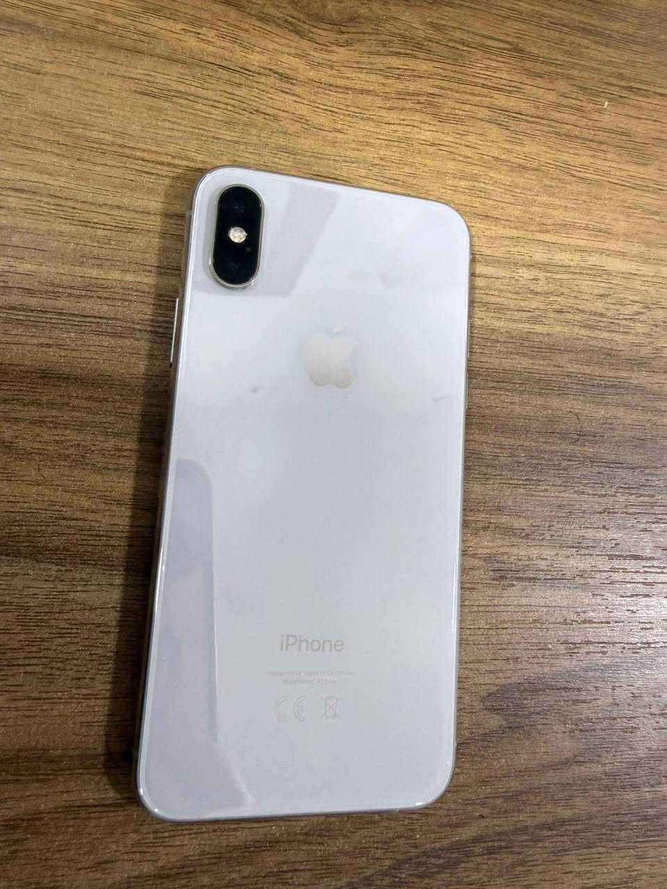 ايفون اكس
*ذاكره 512 بطاريه بلاديه ممبدله 75 
مبدل فقط شاشه اصليه  الباقي كله بلادي الجهاز نضيف كلش 
مكاني بغداد الأمين الثانيه 
*********** سعر للشراي فقط يتصل
