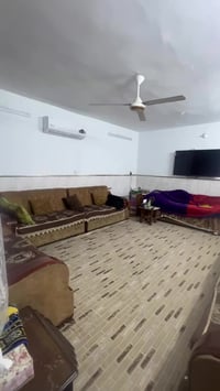 🎋اعلان رقم( 244)💢 دار للبيع 🏡ومحلات في حي البساتين 💢  📍 العنوان: بغداد...