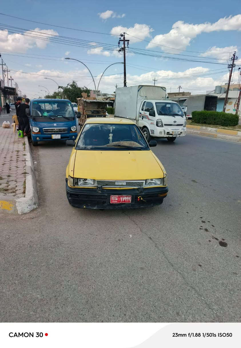 السلام عليكم سياره للبيع كورولا موديل 90 سنويه عاج الماني جير محرك شرط سياره بيها لايتات والعنبار مال البريك نغابه عليها150 فقط شرط وكاله تحويل السعر 20 وبيها مجال كير اوتوماتيك سياره كامله وجاهزه بطاقه بنزين موجوده وراعيها بكركوك***********
