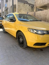 فورتي موديل 2012 مكينه 2000 كير عادي  سياره جديده مابيه اي نقص تبريد ش...