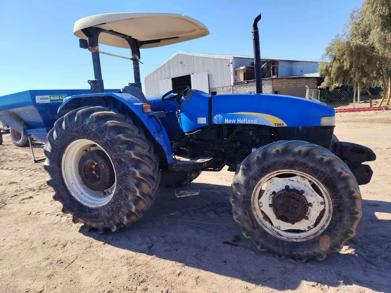 نيو هولند 2015
حجم 80 للبيع مكفوله
 *********** 
***********
