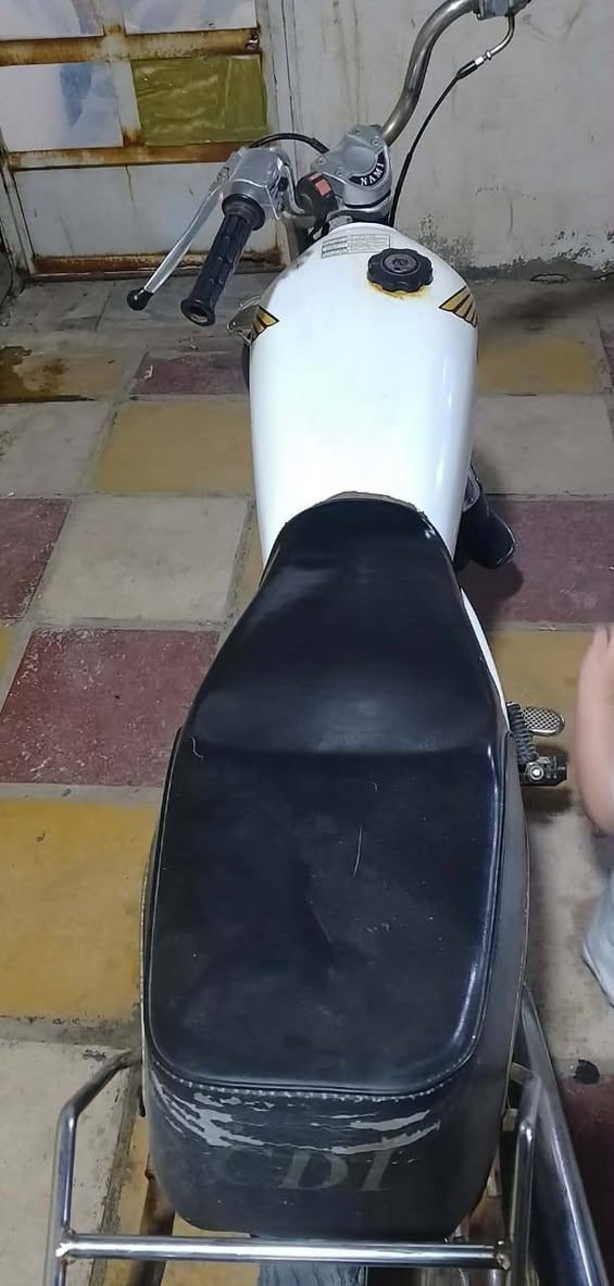 تعميره نامه25 كله جديد  بدون شاصي 
مكاني ناصريه مركز 
شراي متواجد بل واتساب 
***********
