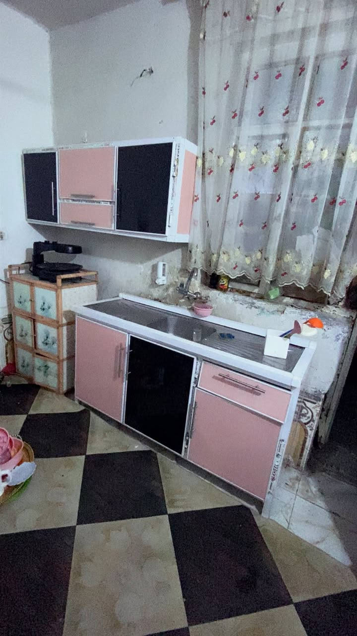 ‏سلام عليكم أعراض للبيع مستعملة رقم التلفون***********
