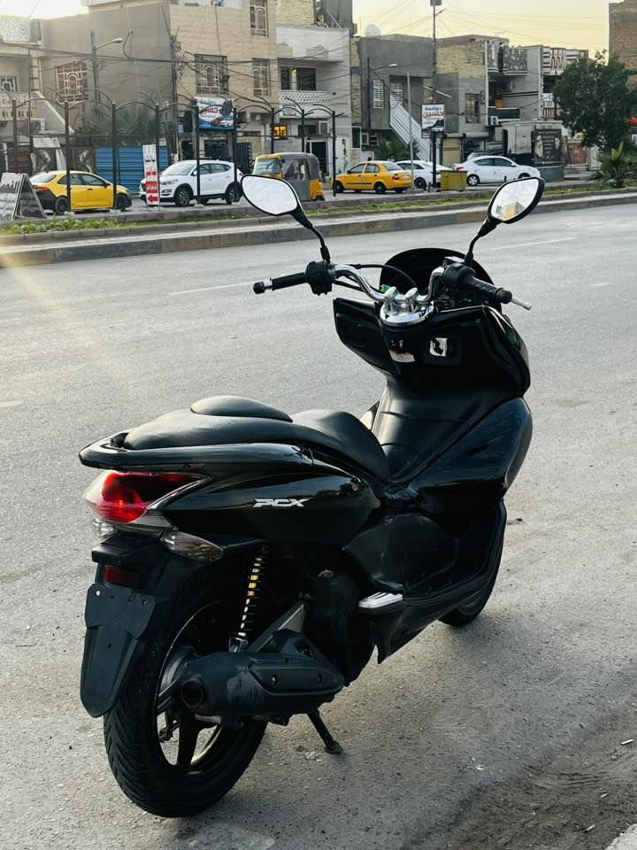 السلام عليمن
بي سي اكس ياباني 
مكينه ١٥٠
دراجه كفاله عامه 
من كفر و مكينه 
كهربائيات كلهه شغاله 
حساس ازحام 
حساس استان 
للاستفسار ***********
