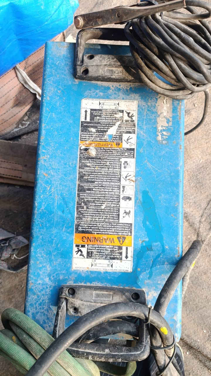 البيع مكينه قطع  ***********
