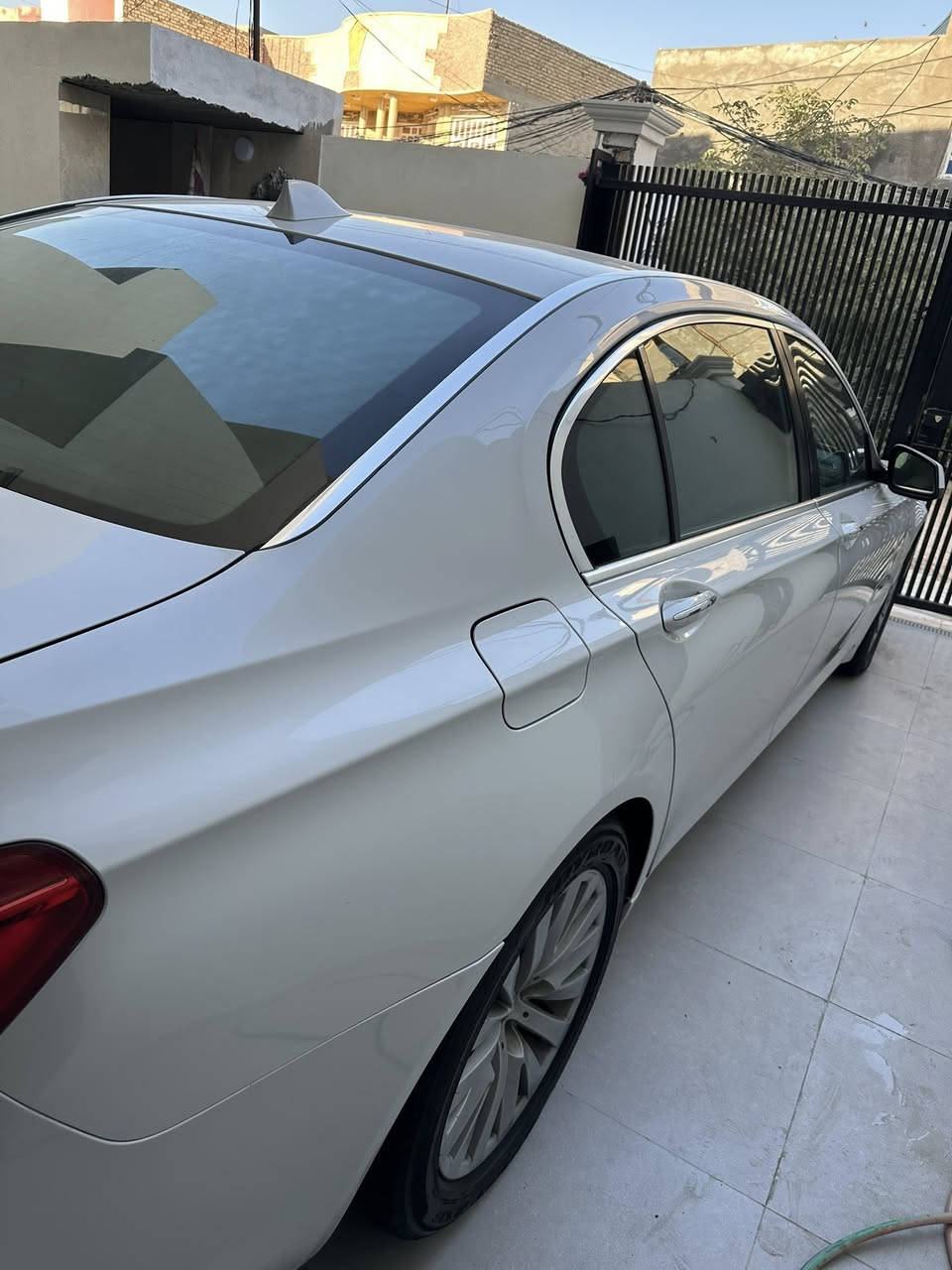 سلام عليكم
BMW F02 730Li 
2012 خليجي
مكينه سته 30 مرغوب بدون تيربو 
اللون ابيض صدفي 
رقم اربيل جديد  
مكينه كير حداديه تبريد كهربائيات تخم تاير باتري كلهن جدد 
سياره فووول مواصفات للاخير 
سلايد 
بردات خمسة
خمس بصمات 
نظام تعليق هوائي خلفي 
غرفة بيجي جلد 
كشنات كهرباء + خزن + ستيرن كهرباء
جنطة كهرباء شفط 
ثلاث شاشات 
مري شفط 
ترحيب 
حساسات امامي خلفي 
شاشة عطلات
دجتل 
فول تحكمات  
سيدي جنجر 
عارض ديفيدي 
صاج ملكي  
هاند بريك بصمة
مري قلاب 
لد امامي َخلفي 
زنون بلادي السعر ١٧٥ رقم الهاتف ***********
