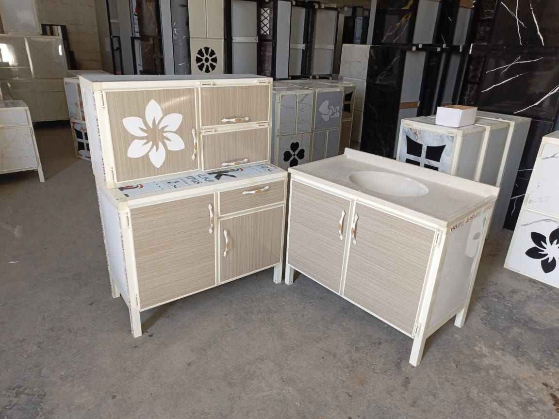 كاونتر متر  ٣ قطع السنك مرمر 
السعر 180  الف كربلاء, العراق


**إذا كنت صاحب هذا الإعلان وتريد حذفه لأي سبب، رجاءا أرسل رسالة إلى الدعم الفني**