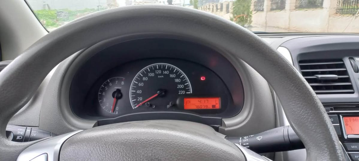 صني ٢٠٢١
هندي
صفر اربيل
ماشي ٧٤ الف
يدات وعطر نيكل دبل رون بلاجكتور سبايدر مايكروفون 
بلوتوث
ويل ١٥ الكبير

بدون صبغ
تعديل بارد شي جدا بسيط
سيارة جدا جديدة

 السعر ١١٥ ورقة وبيها مجال للطيبين
***********
اربيل عنكاوا أربيل, العراق
