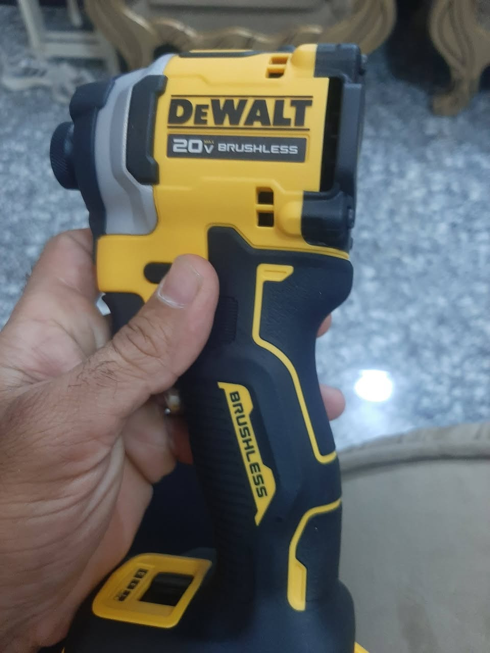 متوفر شرق اوسط فقط الاصلي للاستفسار ***********
