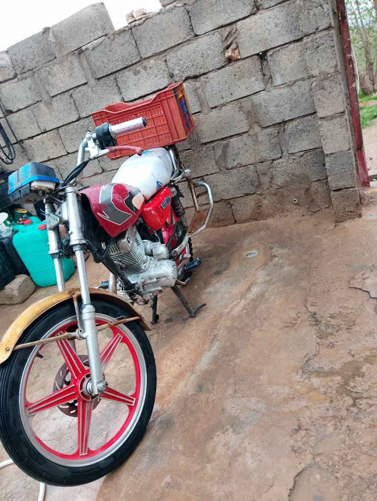 بارت عقاد سوري خمسه كير 5 معمر مره وحده فقد عله ايدي السعر 250 بيه مجال بسيط لا تراسل مكلف بل نشر خبر عل رقم ***********
