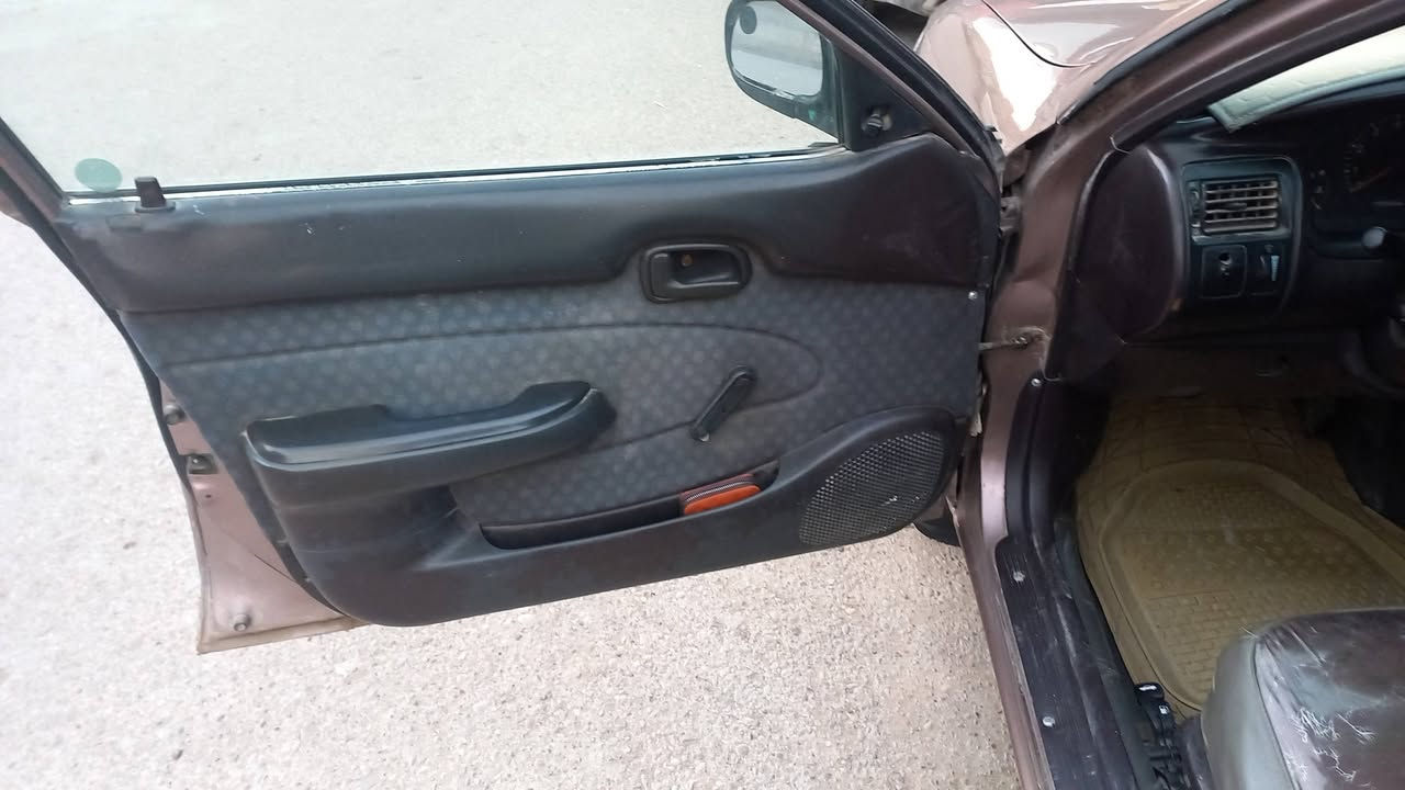 السلام عليكم كورلا موديل ٩٣ يسره بلاديه وارد امريكا بسمي مشروع وطني بغداد رقم جديد سياره جاهزه بس التبريد ميشتغل كير محرك خير من الله صدر باتري بريك جديد مكان السياره واسط السعر ٦٢ ورقه للإستفسار ***********
