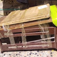 بنات عندي ميز مكينه منو تريده نضيف ومن يوصلها تدفع فقط ١٠ الاف هذا اني...