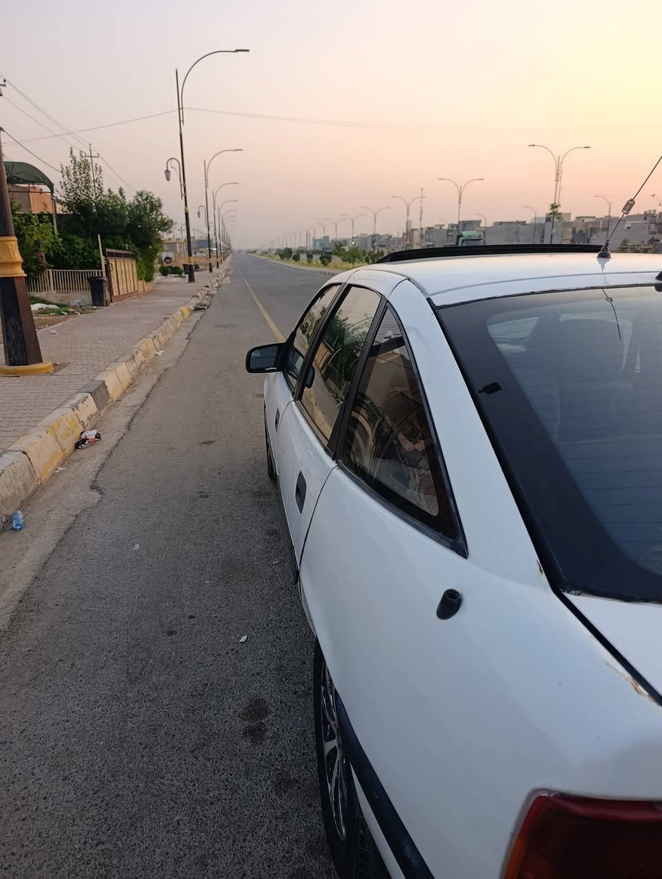 السلام عليكم للبيع فكترا جنطه حجم 20 محرك وكير شرط رقم الماني باسمي شرط التحويل بدون ضرر صبغ فقط دوسات ودواير سيارة نظيفة 
للاستفسار ***********
