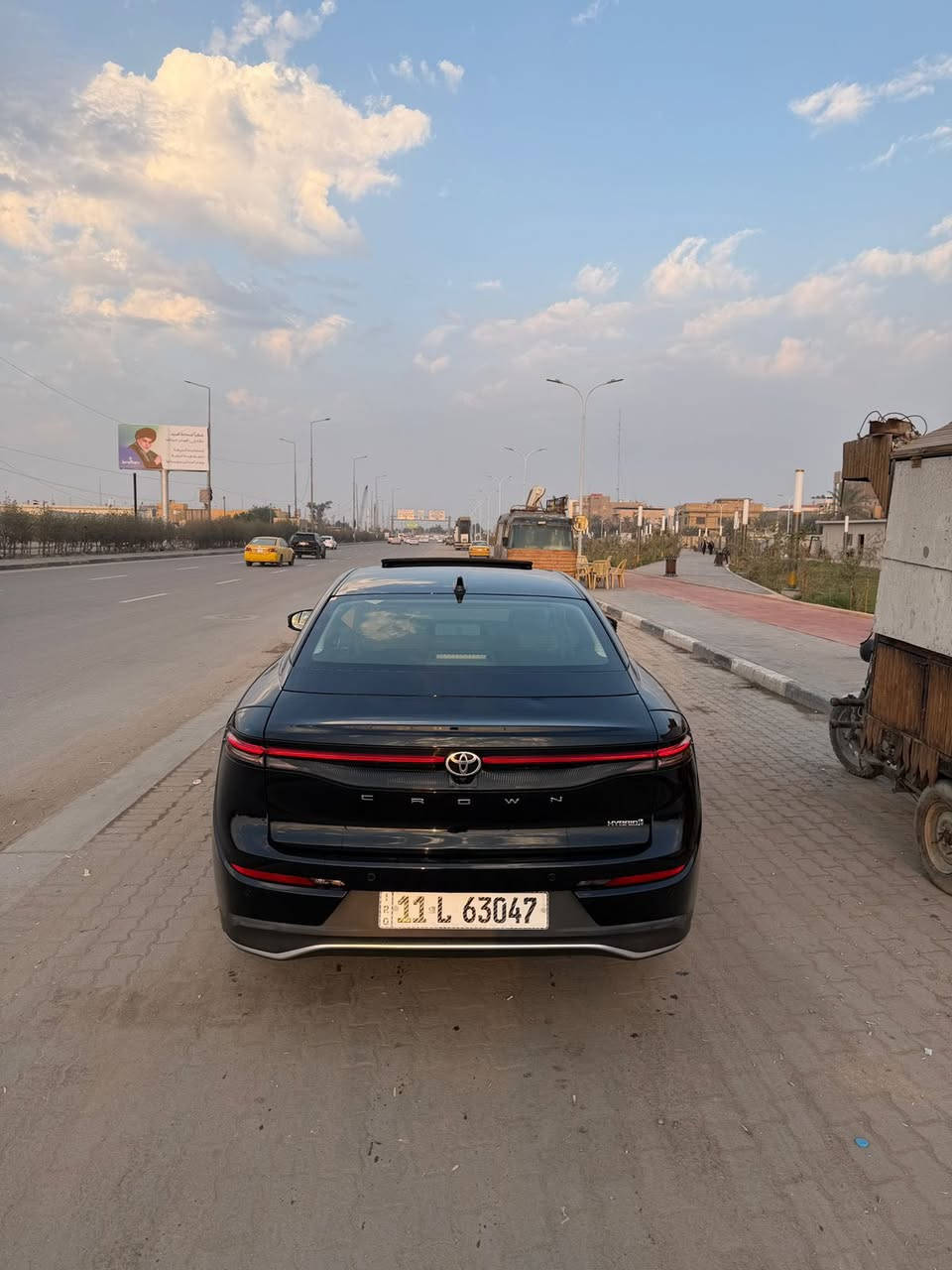السلام عليكم
تيوتا كراون 2023هايبرد
مكفوله كفاله عامه ومغلفه نانو
رقم بغداد مشروع وطني بأسمي
ماشيه ٤٠ الف كيلو متر
مواصفات الكراون المعروفه من فتحه وبرده خلفيه و تحكم بالكشنات الخلفيه 
تدفئه وتبريد كشنات وباقي المواصفات المعروفه 
 تنفس طبيعي السياره 
مكان السياره البصره ياسين خريبط
السعر ب ٣٣٨ وبيها مجال قليل حك الجيه
***********
