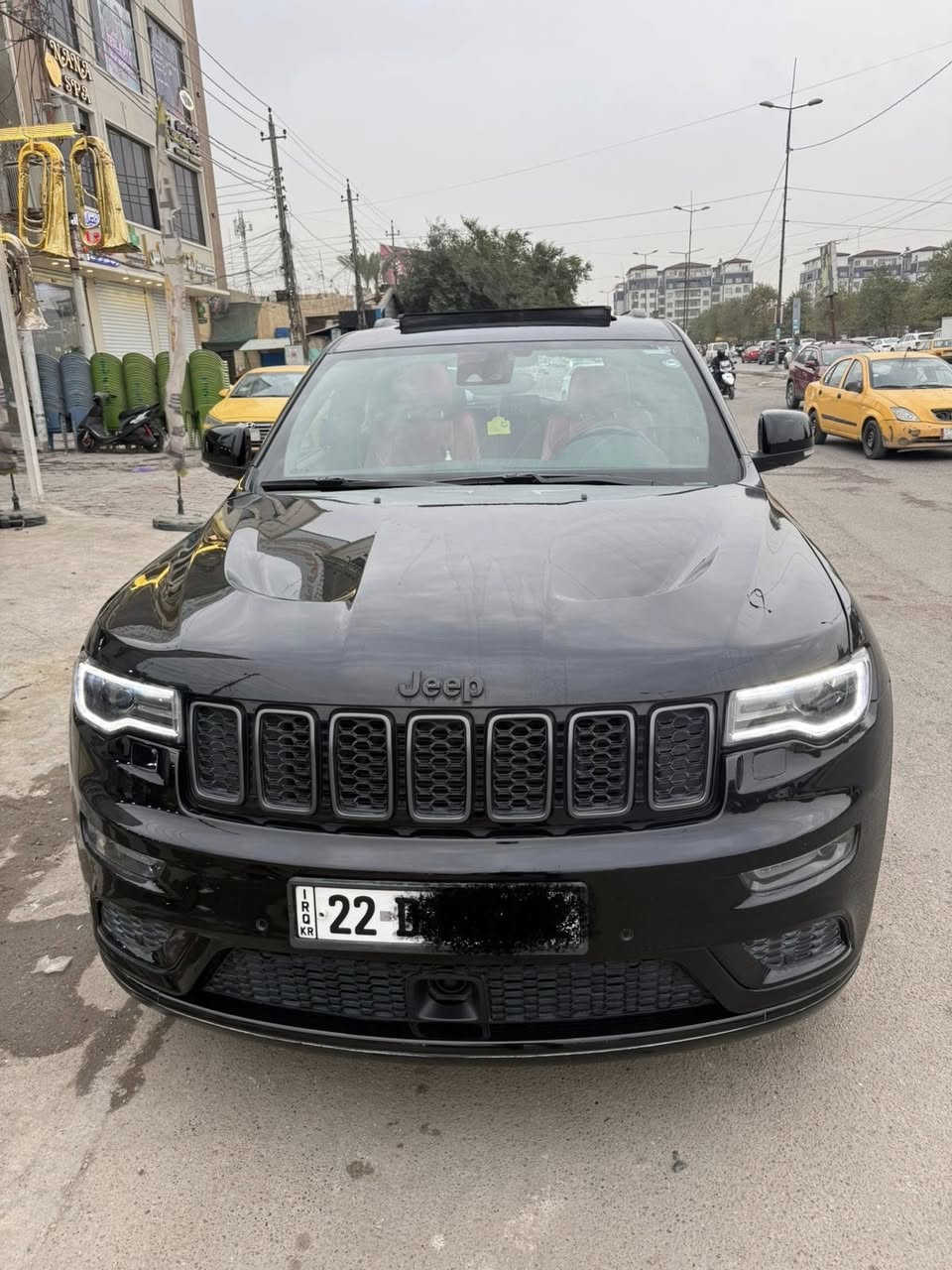 السلام عليكم جيب اس 2022 فول مواصفات وكاله هارلم خليجي رقم اربيل 25 الف ميل السياره وكاله بيه ملاحضه بسيطه فقط السعر 390 وبيها مجال بسيط ***********
