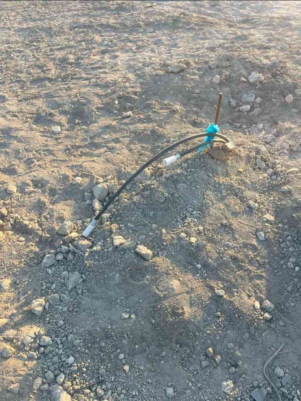 قطع الارضي زراعي بحي الجودين بنزله الثانيه وبين الاولى قطع من ١٠٠ الى ١٠٠٠م حسب الامكان وبسعر مناسب ابيع نقد او اقساط تنطي نص  حتى بسياره اروس الاستفسار واتساب ***********
