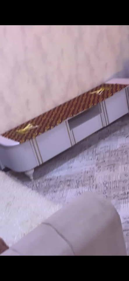 قنفات لون بيجي وحده ثلاثيه وحده وسط واثنين كراسي  نظيفات وميز تلفزيون جديد ونظيف كلشش سعرهن ٣٥٠  العنوان البصره ابو الخصيب البصرة, العراق


**إذا كنت صاحب هذا الإعلان وتريد حذفه لأي سبب، رجاءا أرسل رسالة إلى الدعم الفني**