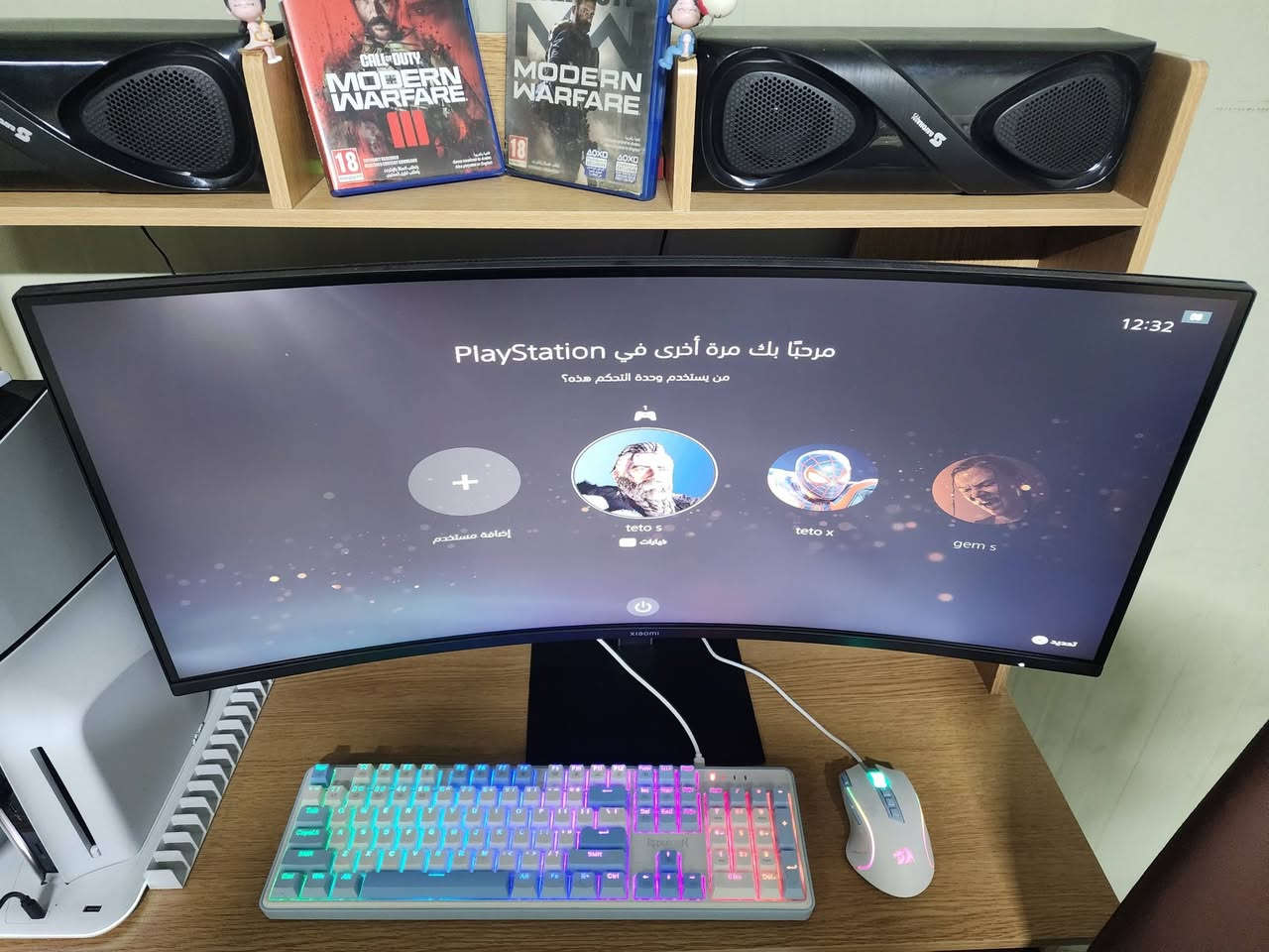 السلام عليكم
سيت اب كامل للبيع كامل مابيع كلشي وحد 
1.  بلي فاف اسلم نضيف جدن كامل الملحقات 
2.  شاشه شاومي مقوسه ١٨٠ هيرتز حجم ٣٤ 
3.  كيبوت ارجي بي فول احترافي 
4. ماوس احترافي ار جي بي 
5. قاعده بلي ار جي بي فان وشحن يدات اصليه 
6. ميز وكرسي جدد 
7. العاب عدد ٢ مودرن١ ومدرن ٣
8. يوبي اس يعني كلشي جديد وكارتونته وملحقات كلشي موجوده عنواني بغداد *********** السعر مليون او٢٥٠
