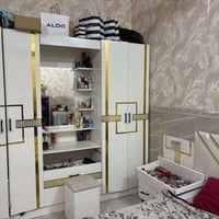 غرفه للبيع ٥ قطع مابيها ضرر بس المجر مالتها فالت والسرير خزان نضيفه اخ...