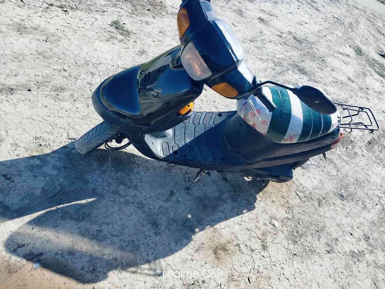 دراجة بطة غنية عن التعريف300الف
هندر سلف بشرط
لايت عالي ناصي
كيلومتر بانزين 
كلة شغال 
ناعمة كلش
مابيها اي نقص
اقتصادية فول
مكان شهربان 
***********
