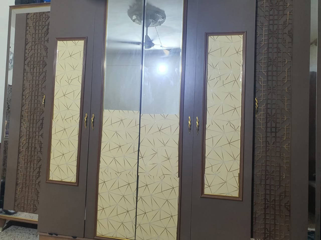 غرفه نوم  خمسه قطع مستعمله نظيفه مع  تخم سوكي   مع  سرير طفل  غير مستعمل  كلمن او سعره الخاص مفتوح مكلف بالنشر


**إذا كنت صاحب هذا الإعلان وتريد حذفه لأي سبب، رجاءا أرسل رسالة إلى الدعم الفني**