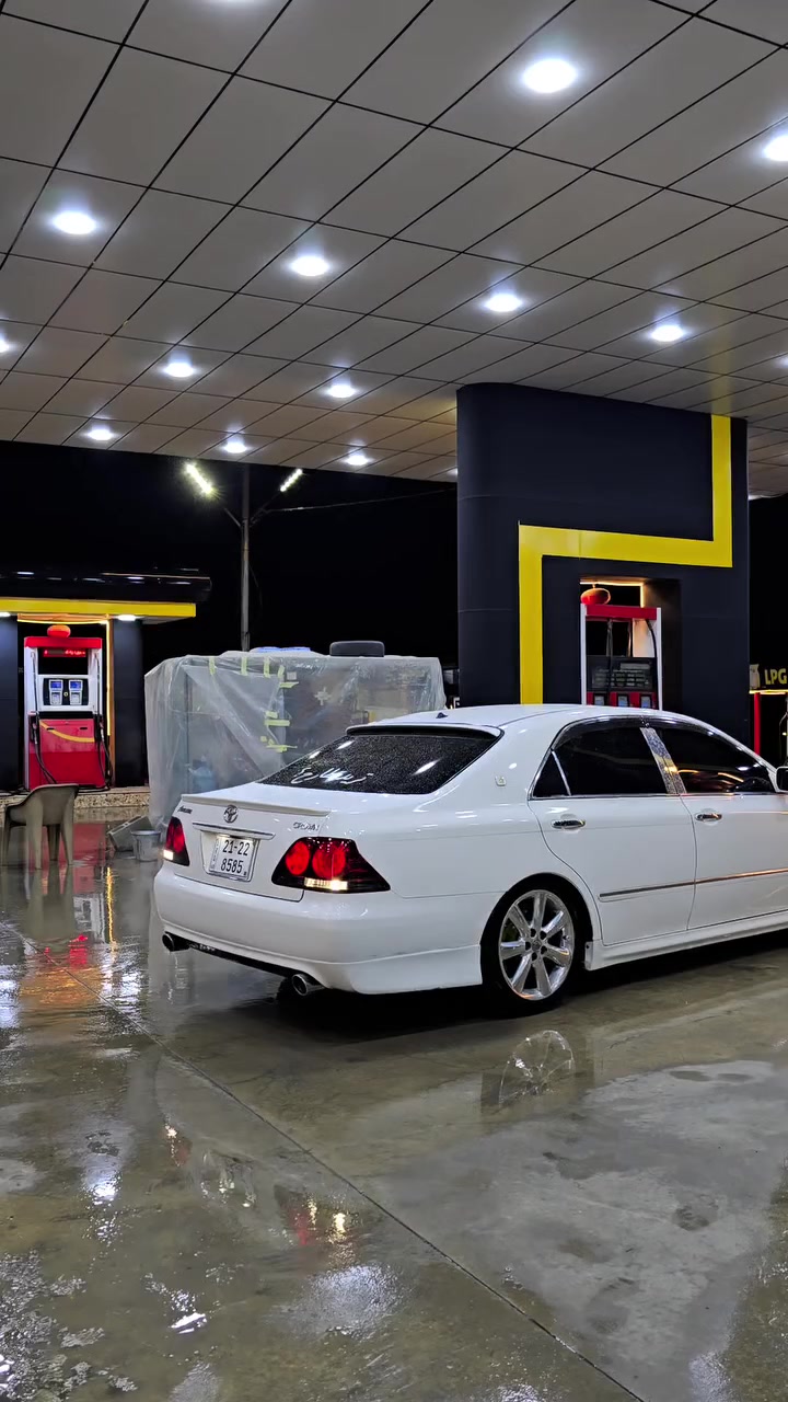 سڵاووی للە گیان تان لێبێت
شاهینە بۆ فرۆشتن 

بڕاوە بڕاوە ی184 

فوول فوول مواسەفات

سڵاید💜

3دوگمە💜 

5بەسمە💜

ناووڕەش فۆڕمیکاسوور💜

ئاوێنە ئیشارەت💜 

کووشن  جڵد💜 

کوشن هیتەر 💜

وویل دنگەی ستیل💜

پشتوو پاش تۆمس💜

ناوولایتەکان ڕەش کراوە +لیدی بۆ داندراوە 💜

کوشن کارەبا💜

سەیارەکە هیچ نوقووستانی نیە ڕێک شووشە 

بێ دووکەڵ بێ بووخار  ئەگەر هەڵمیشی هەبوو نەتەوێ 

بەشەرتی گێڕوو مەکینەوو کارەبای 

سەیارەکە حاشاهەڵ نەگرە 

ساجەکانی نەشکاوون ناوو داخیلی لەدەرێی جواتر نەبوو گلەی بکە

تێبنی .کەهاتی سەیارەکە لەفیدۆکان جواتر نەبوو 

پارەی ڕێگات بۆ دەگێڕمەوە .

ژ.***********

شوێن حاجیاوا
