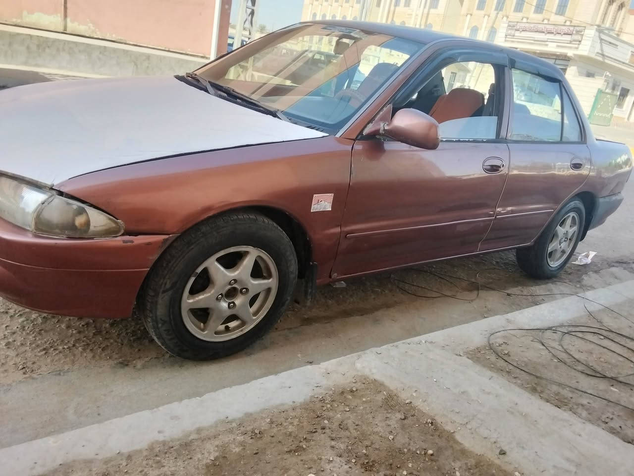 براتو موديل سيارة 2003 جاهز محرك جديد بخاخ كير عادي 
مكان سيارة هيت سعر سيارة 38 وبيه مجال ***********
