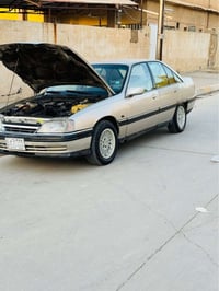 اوميكا • ١٩٩٢ • قير اوتماتيك