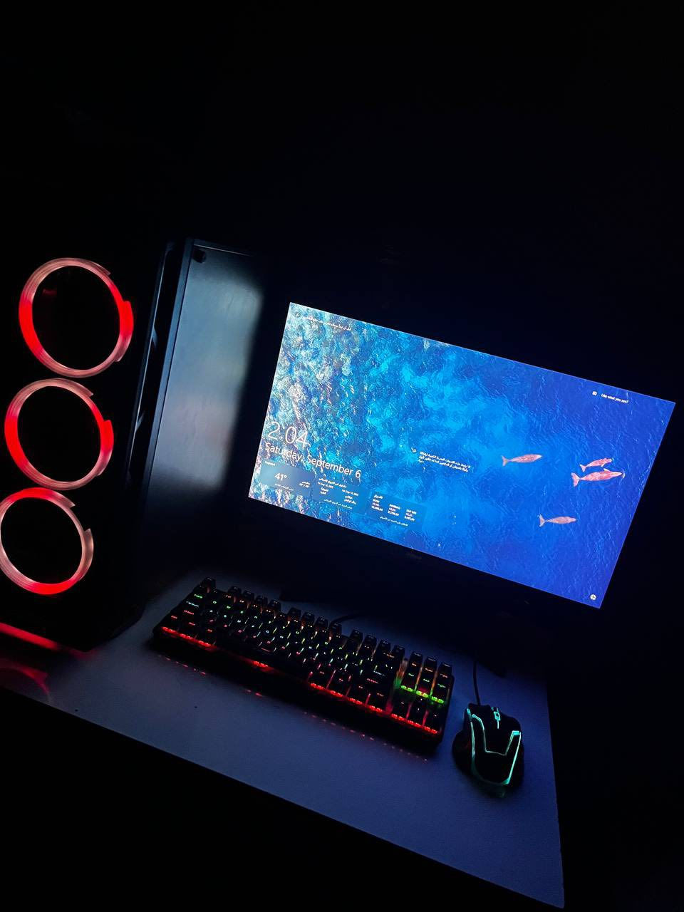 (Gaming PC)
🖥️ المواصفات:

🔹 كرت الشاشة Gtx 1660 super  من شركة  Tuff Gaming 

🔹 المعالج:  R5 3600 6core 

🔹 الرام: 16GB DDR4 بتردد 3600MHz

🔹 المذربورد:  Azrouge B450-M 

🔹 التخزين:

HDD    1T
SSD   120GB

🔹 الشاشة:100Hz  " Dhua 24.1 " (الوان ودقة عالية للألعاب)

🔹 الكيبورد: JERITECH ميكانيكي Gaming 

🔹 الماوس : iMICE GAMING MOUSE 

الـPc جداً جداً نظيفة من الداخل والخارج والقطع ايضـا نظيفة جداً  
مامستعملها شي قليل 

📍 المكان: بغداد 

💰 السعر:  725 الف دينار عراقي

📞 للتواصل: ***********
