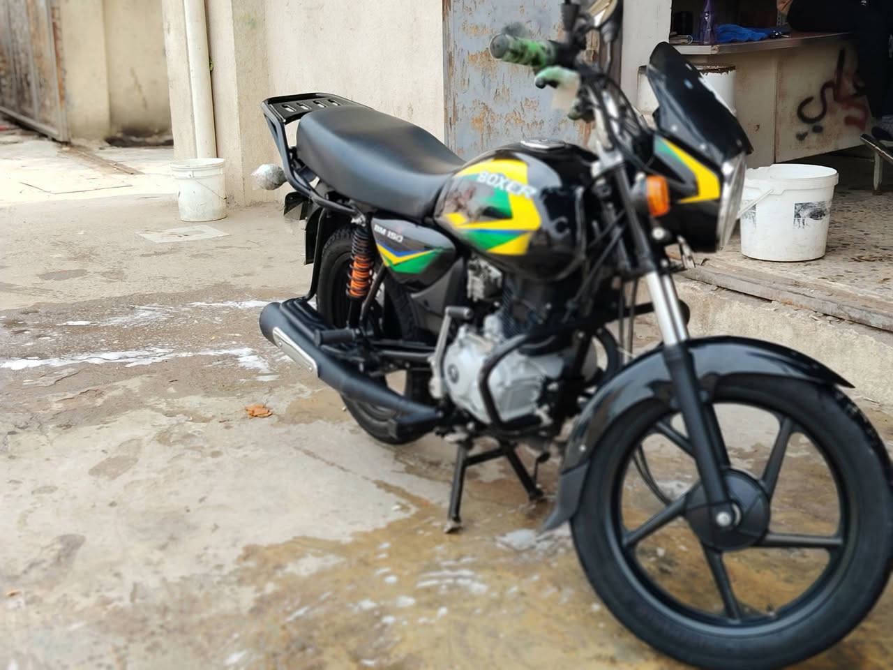 كفاله عامه اوراق وكيلهه شاكر***********
موديل 23  الشراي يتصل ويدلل السعر قفل مليون و 550
