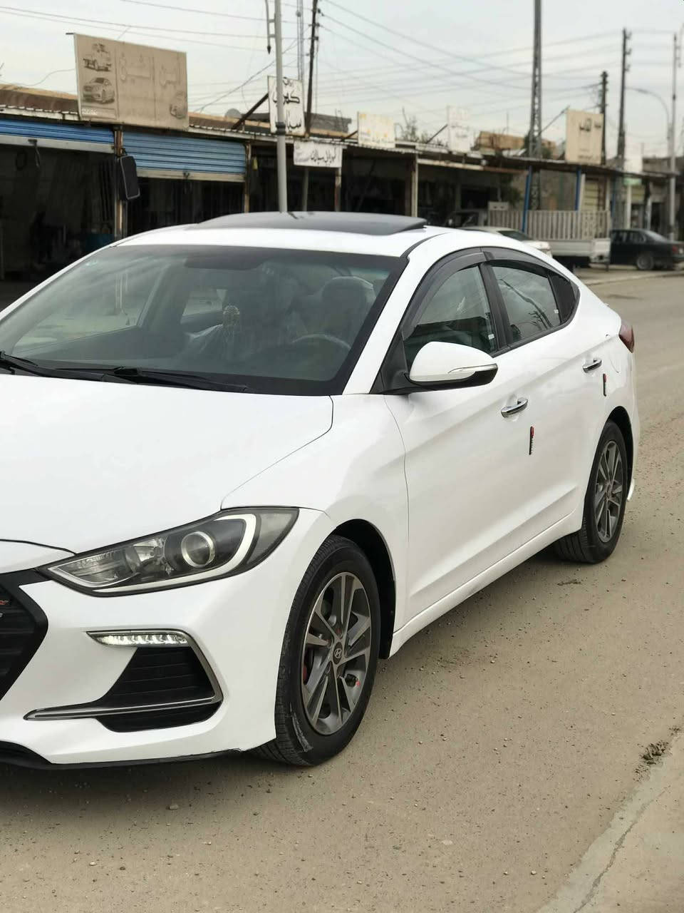 اسلام عليكم من رخصت الادمن المحترم للبيع النترا

 2018خليجي. كفاله عامه.  شرط سونار 

كير مكينه صدر امامي خلفي بشرط

ماشيه 89 الف فقط.رقم بغداد دولي  تحويل مباشر 
سياره فول مواصفات عدا البصمه سوبر 

سعر المطلوب 165 ورقه بيهة مجال قليل 
مكان سياره انبار صقلاويه  للتواصل 
***********
. 
***********
