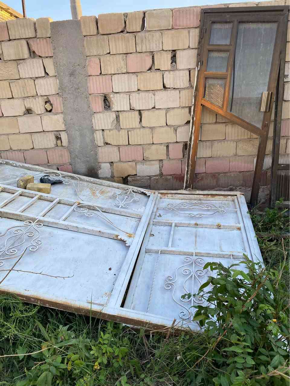 سلام عليكم ، باب حديد نضيف 
150 وبي مجال العنوان الناصرية مركز
الرقم : *********** ناصرية, ذي قار
