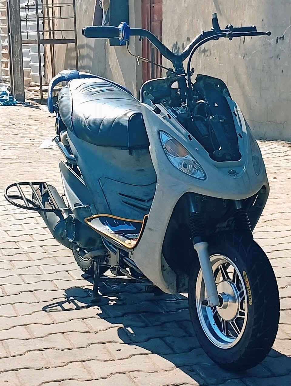 ماكس منغولي للبيع ب270 وبيها مجال 
... ملاحضه (مكينتها مفصخه عوزلها كور) دراجه حلوه ونضيفه ضفيره كلشي كامل


**إذا كنت صاحب هذا الإعلان وتريد حذفه لأي سبب، رجاءا أرسل رسالة إلى الدعم الفني**