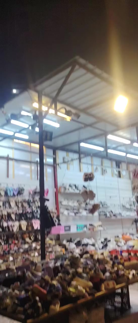 يا الله اللهم صل على محمد وآل محمد (رمضان كريم ومبارك عليكم الشهر الفضيل 🌙 ✨) عروض سبيكل مستمره وياكم سليبرات _النسائية_ البناتي_ الولادي_ الاطفال _رجالي سعر قطعه 3000الف شوفي الموديلات وجمالهم داخل الفيديو ___*عروض #سبيكل_سبيكل بعدهي ما جايه انتضرررووو قريبا عرض كلشي اب5000الف بوتين - _ترانشوزات _كعب_جنطه_احذيه صيفيه _! وهواي شغلات تفوتكم 😍 😆 قريبا..... ملاحضة (علق شكد متكدر وشارك وتابع بي جاتنا انستا (مجمع سبيكل) تيك توك (مجمع سبيكل) فيس سبيكل سبيكل) ودخل ويانا سحبه كل اسبوع على هدايه قيمه وشكرا لكم اخوكم #سبيكل_سبيكل عنوان بغداد لامين الثانيه شارع لارامل سوق شهداء لامين مول تشرفونا بكل الوقت ❤️


**إذا كنت صاحب هذا الإعلان وتريد حذفه لأي سبب، رجاءا أرسل رسالة إلى الدعم الفني**