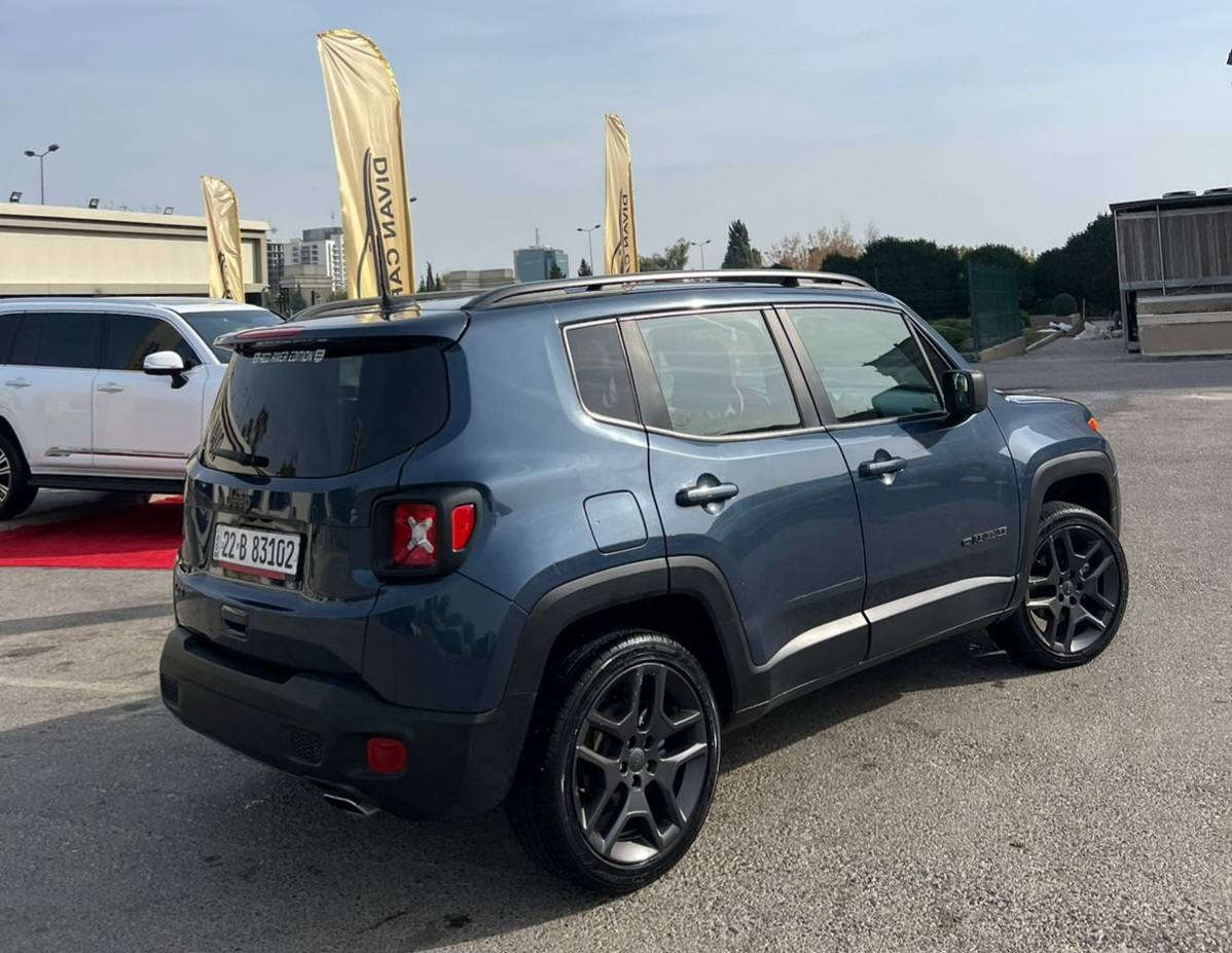 Jeep Renegade 4X4   2021
نيو مواصفات دةبل اكسل 
٣٠ هةزار ميل رويشتوة 
 
چاملغ و دةركةي بوياغة  بي زوري    ارباك سيستمة 

سةيارةكة زور تازة و بي نوقسانية  
گير و مةكينة و تةبريد بة شةرت 
 تحويل و غرامة بةشةرت 
سعر ١٢٦ وةرةقة و مجال 
***********  هةولير أربيل, العراق
