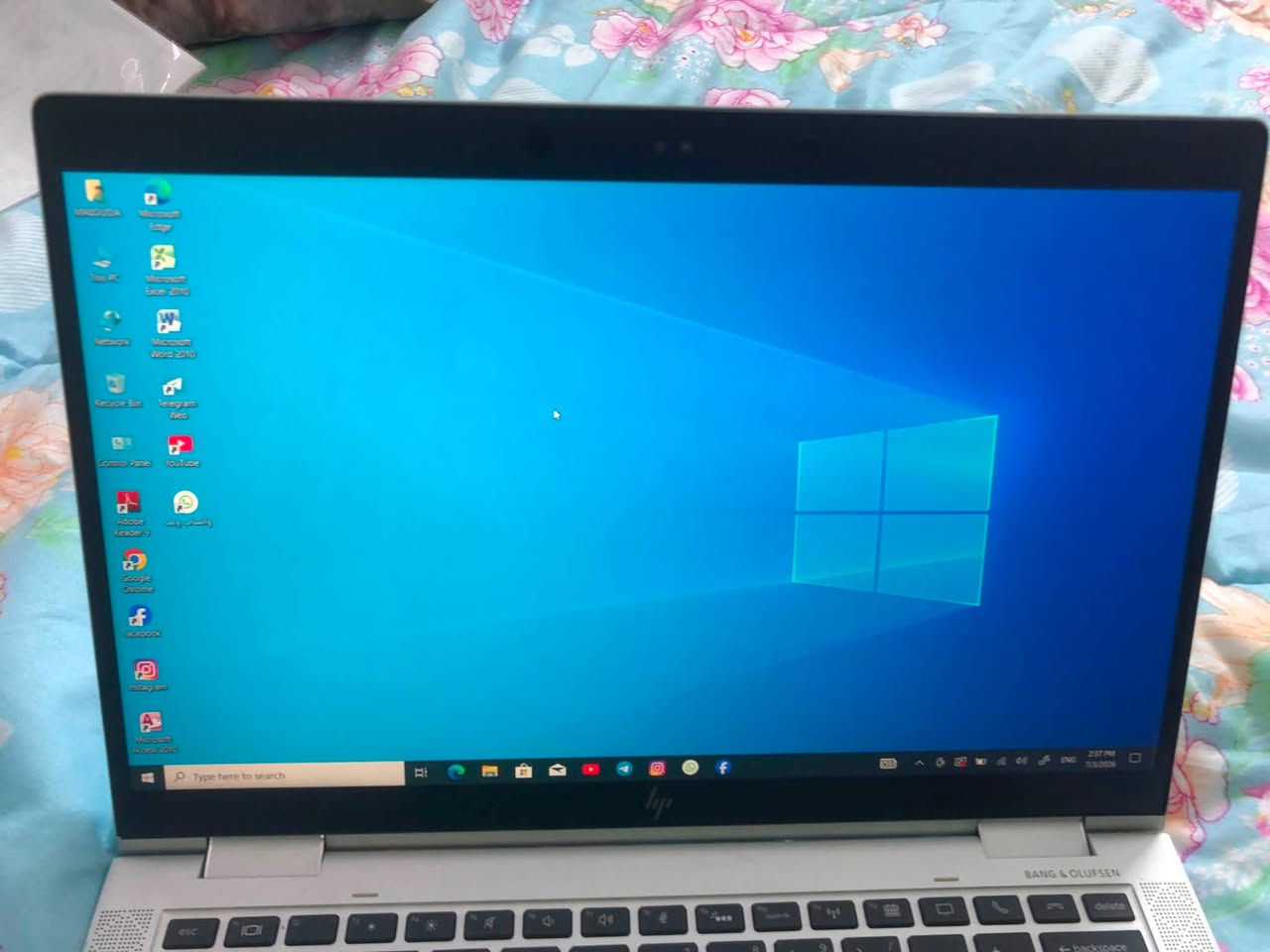 السلام عليكم
لابتوب hp 1030 x360 g3 

كوراي 5 الجيل الثامن 

رام 8 

هارد 256 m.2 

شاشه 14 full hd 

مشكلتهه اللمس متوقف ✅

الي تخدمه ينطيني سعر واني خادم 

بغداد المشتل 
***********
