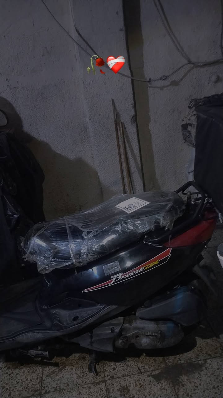 دراجه بريز للبيع مكينه مكفوله مامفتوحه كفرات بلادي دراجه نضيفه رايدهه750وبيهه مجال
*********** للتواصل
