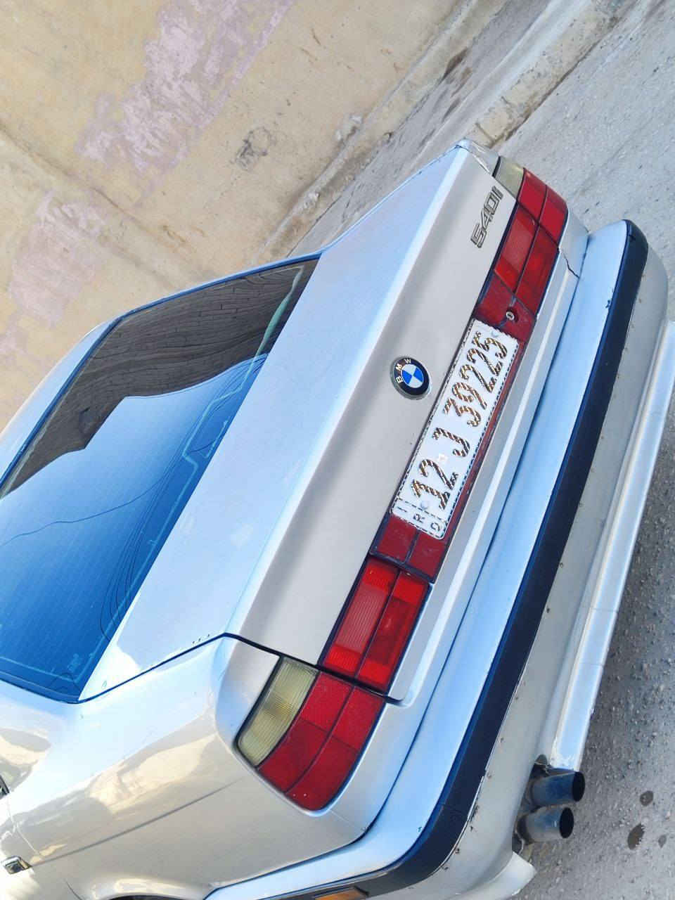 السلام عليكم سياره بي ام 540  v8 اصل وفصل وبليته   موديل 93 مكينه وكير شرط توماتيك  مصبوغه جماليه  غرفه صاج جديده دبل ارباك  اربع جامات كهرب  تبريد قطعتين ثلج ❄ تدفئه نار 🔥طخم امامي وخلفي كلو جديد طخم تاير 
جديد السياره عليها كت كامل ام دعاميات ام ويل ام  وايرمنيه كلها شرط شغاله مابيها شي مايشتغل رقم وسنويه مشروع وطني جديد2031 ورقم انكليزي باسمي  شرط التحويل سياره ترايك للبصره جاهزه مابيها نقص السعر 67    ورقه وبيها مجال للشراي للستفسار الاتصال على الارقم *********** 
*********** مكاني موصل حي البكر
