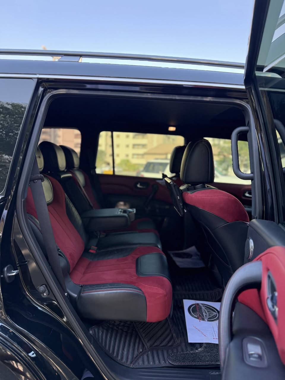 السلام عليكم 
نيسان بترول 2024 نيسمو اصل
 (وبهل موديل وبهل لون موجدة منها 4 قطع فقط )
اكيد السيارة وارد خليجي …
وكاله السور وبعدهي داخل الضمان 
وايضاً مغلفه أفلام الحمايه ال..PPF 
السيارة ماشيه فقط 12 الف كيلو متر مواصفات النيسمو تختلف ع اي بترول عاديه 
السيارة معروضه للبيع او للمراوس حسب الرغبه 
رقم بغداد بأسمي 
ومكاني زيونه 
‏***********
