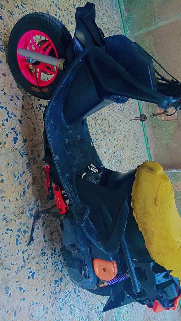 السلام عليكم
دراجه فراشه فحل كايمه ابيع هيج

دراجه نضيفه ماعايزها شي بس جفتها

مكاني نجف السعر خاص 

الاستفسار ***********
