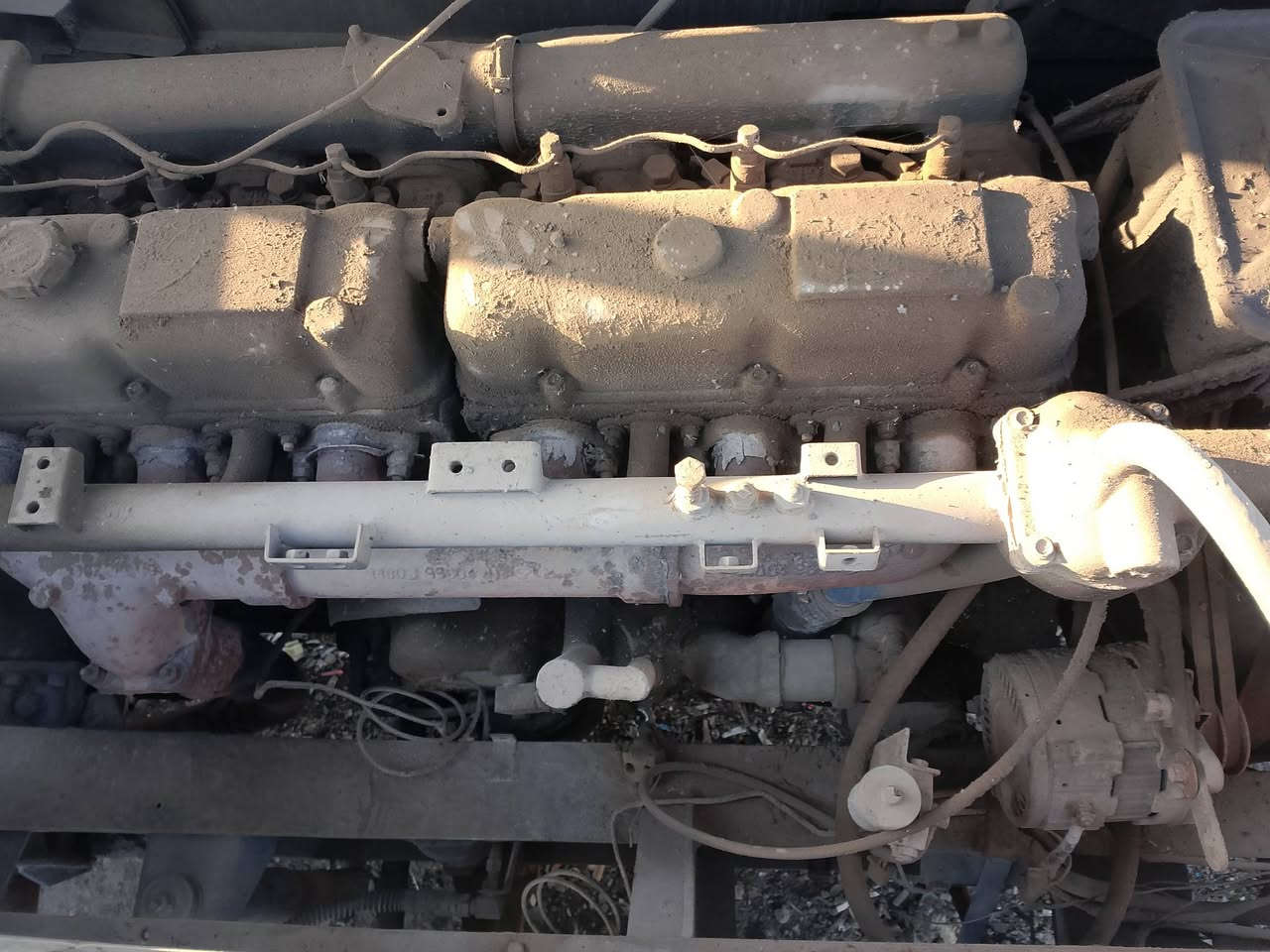 كرين تادانة نيسان 15طن تفصيخ للبيع شمحتاج منة موجود ألاسفسار ***********
