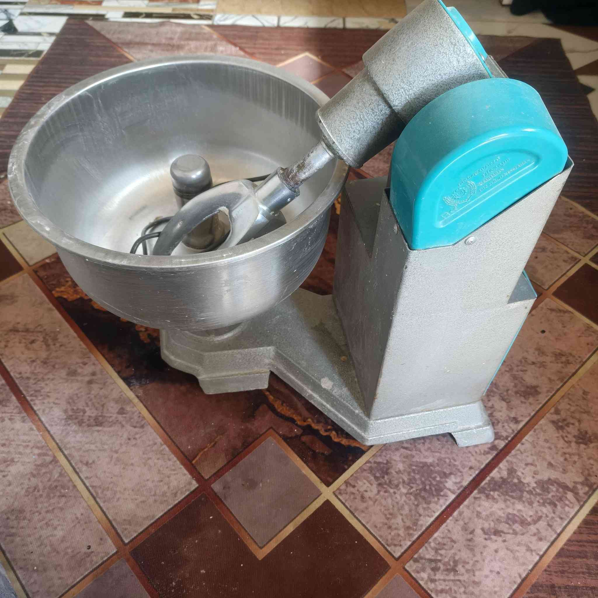 السلام عليكم
عجانه للبيع مستخدمه شهر 
تشيل 10 كيلوات سعرهه 180
مكاني العزيزية حواس


**إذا كنت صاحب هذا الإعلان وتريد حذفه لأي سبب، رجاءا أرسل رسالة إلى الدعم الفني**