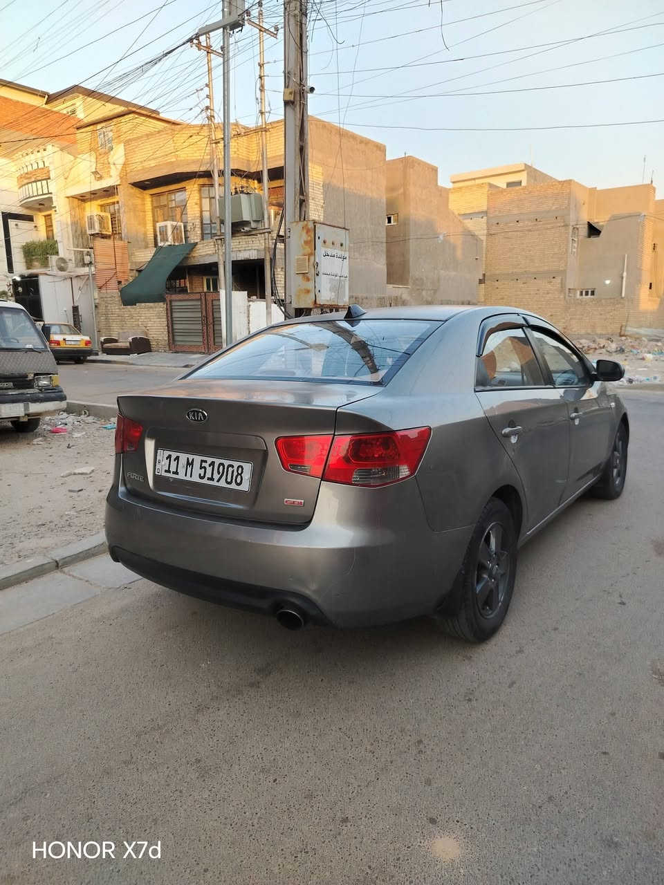سلام عليكم للبيع كيا فورتي ٢٠١٢ بسمي كامله بدون حادث وارد كندي لغد شواصي شخط ما بيهن مكفول ٣ قطع صبغ والسونار موجود كير محرك تبريد كله مكفول  مراوس نفس السعر لو بيع ٨٥ وبيه مجال بثيط مكانه بغداد الغزاليه ***********
