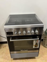 طباخ للبيع نظيف ماركة ميلانو الإيطالي قياس 60*60 +مروحة داخل الفرن +مو...