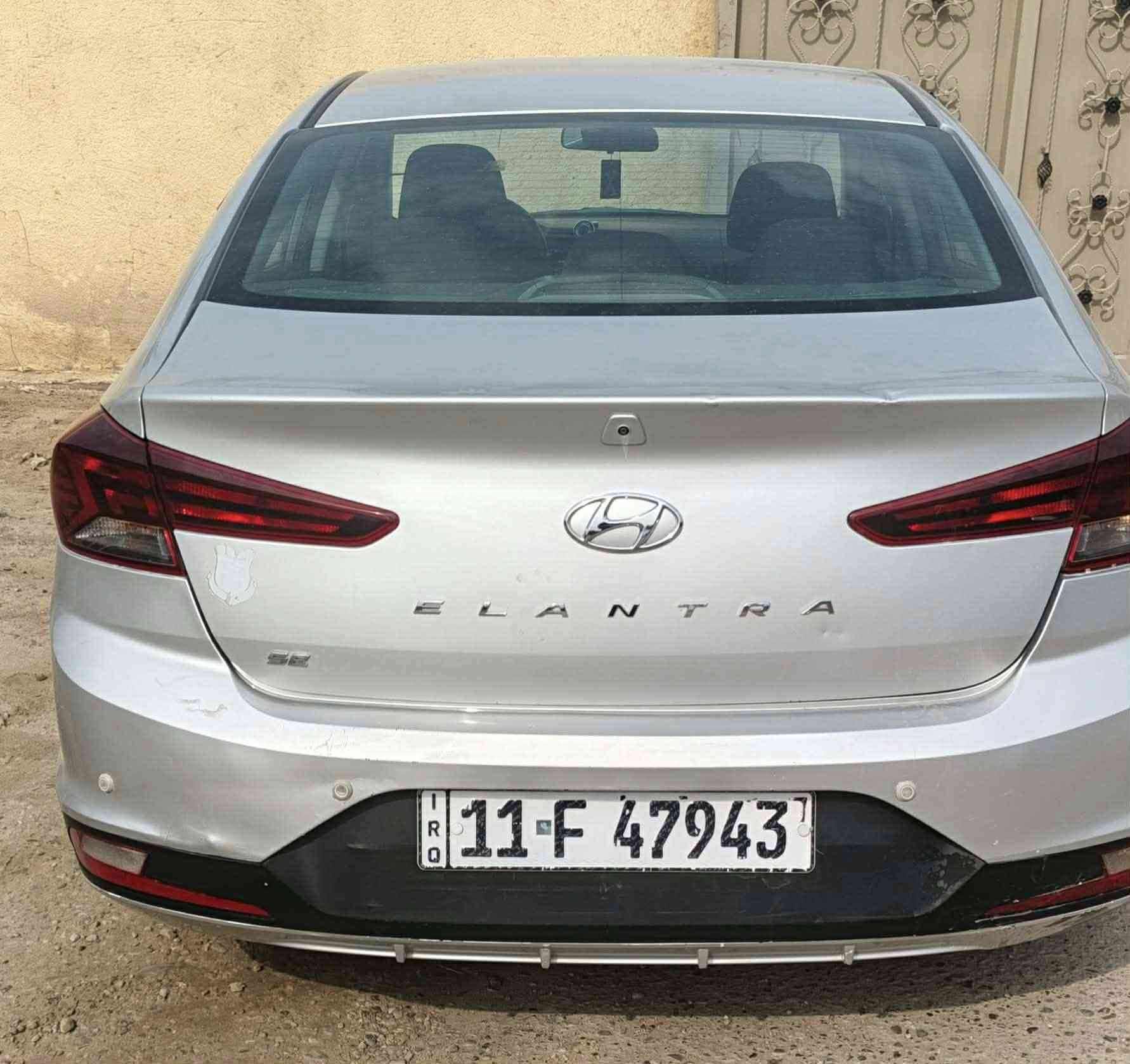 سلام عليكم
النترا 2019 - SE للبيع او مراوس
امريكي

لون سلفر
مثبت سرعه
شاشه
كامره خلفيه
حساس ويل
حساس ABS
تحكم ستيرن جهتين
تحديد مسار
٣ وضعيات قياده
محرك ٢٠٠٠
كير اي تي (at) المرغوب

شباب سياره نضيفه معايزه شي صور الحادث والسونار موجودات بصور رقمه بغداد نكليزي  (( السعر ١٣٠ وبيها مجال )) مكان السياره في كربلاء هذه رقمي  ((***********))
