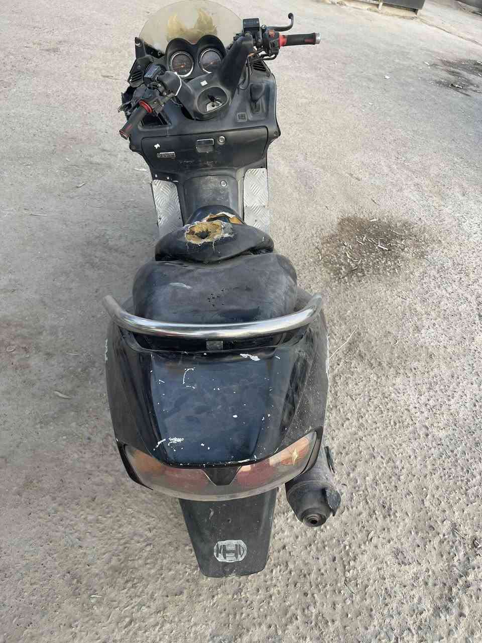 سلام عليكم دراجه فورزه صفر 8 سعر 250 بيهه مجال شغاله كامله عنوان دوره البوعيثه رقمي ***********
