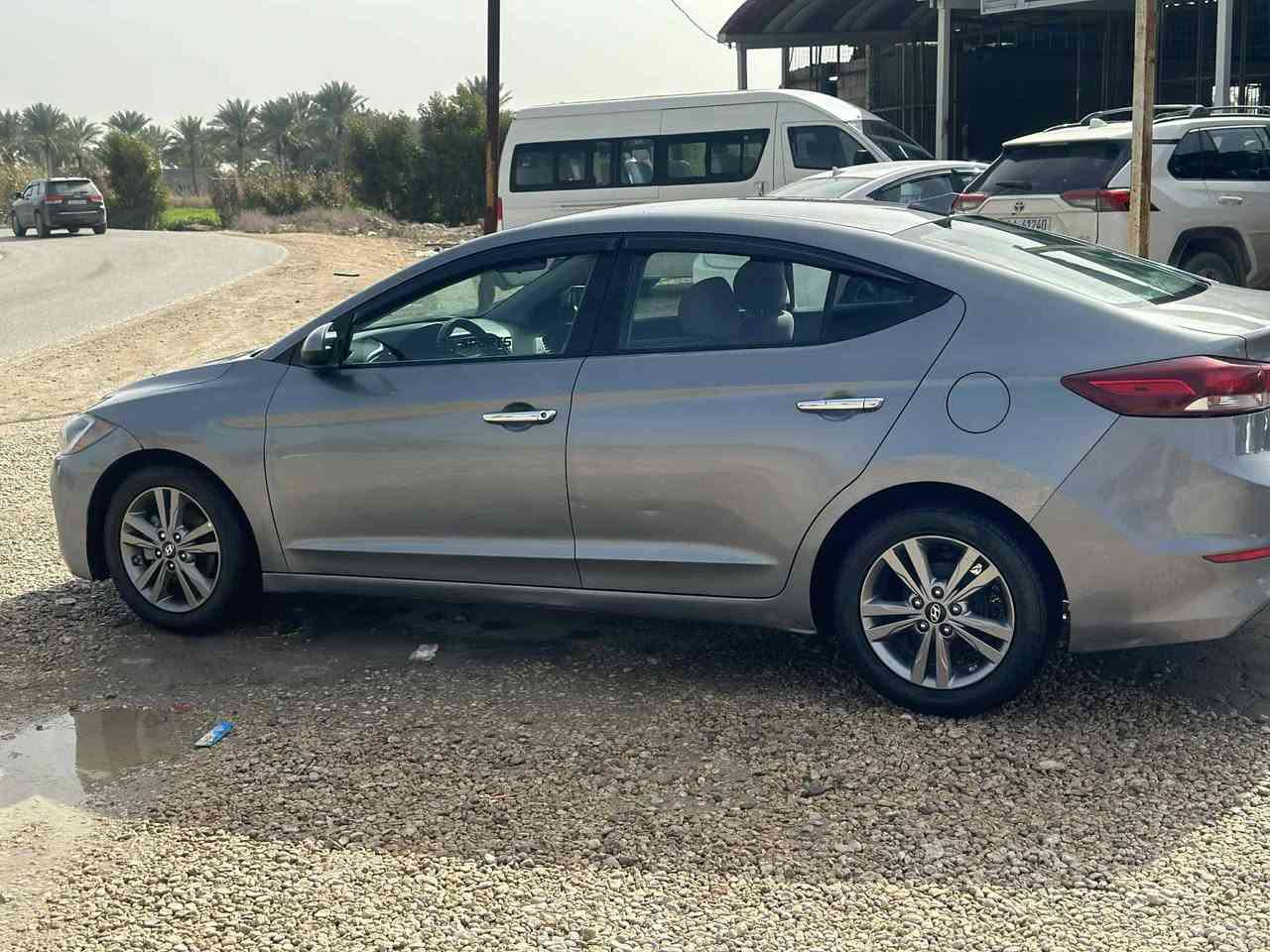 السلام عليكم
لبيع النتره رقم شمالي تحول وكاله حاضر
مديل 17 نص فول بيه 3 قطع صبغ بدون داخل
مكينه 200 دوش المرغوب عل وضع الشركه شرط
منضومه غاز جديده مال خبزه السياره منصرف عليه ربع 
تخم تاير جديد شرط مكينه كير كفاله
مكان بغداد قرب القوس
السعر 117 بيه مجال بسيط
*********** وتساب ***********
