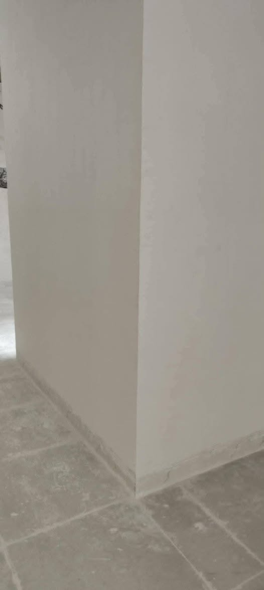 السلام عليكم كادر لبخ جص من الموصل_شغل درجة اولى  شغل على مساطر وحسب الطلب شغل نضيف ومرتب شغلنا مستمر بل شرقاط البيت يطول 3 ايام من يرغب بل عمل الاتصال على رقم و ***********خاص مفتوح
